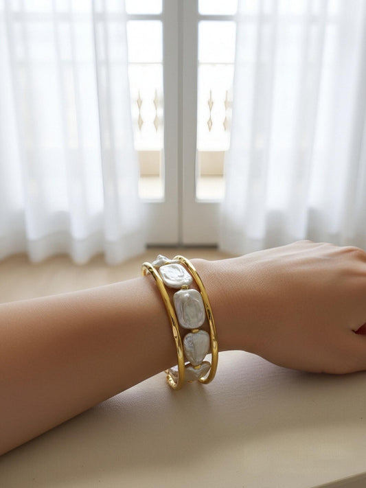 Natural Baroque Flat Pearl Bracelet Set of Three Smile Bracelet Gold Open Hammer Bracelet