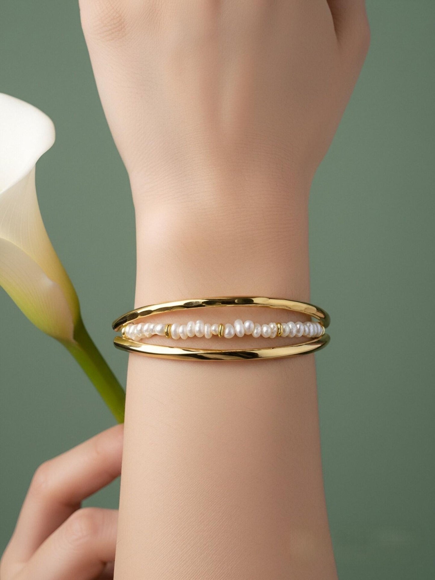 Natural Pearl Rice Bead Shaped Three Set  Smile Bracelet Gold Open Hammer Bracelet