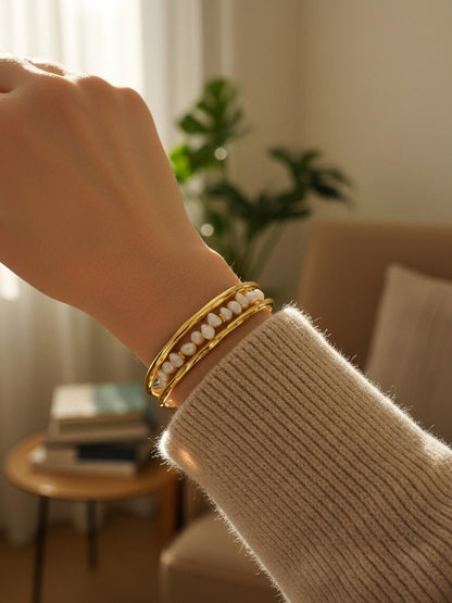 Natural Pearl Bracelet Side Punching Three Set  Smile Bracelet Gold Open Hammer Bracelet