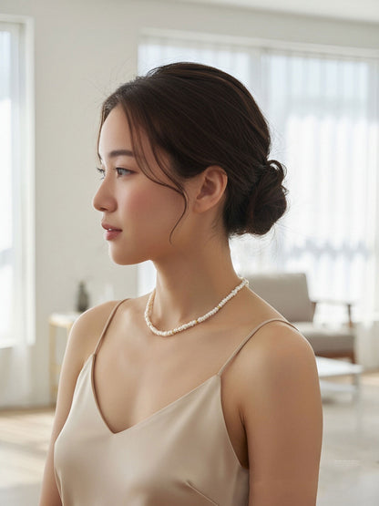 Natural pearl necklace with rice shaped pearl strap and adjustable chain length