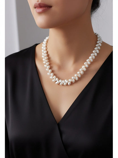 Natural pearl necklace with wheat ear shaped symmetrical left and right pearl strap and adjustable chain length