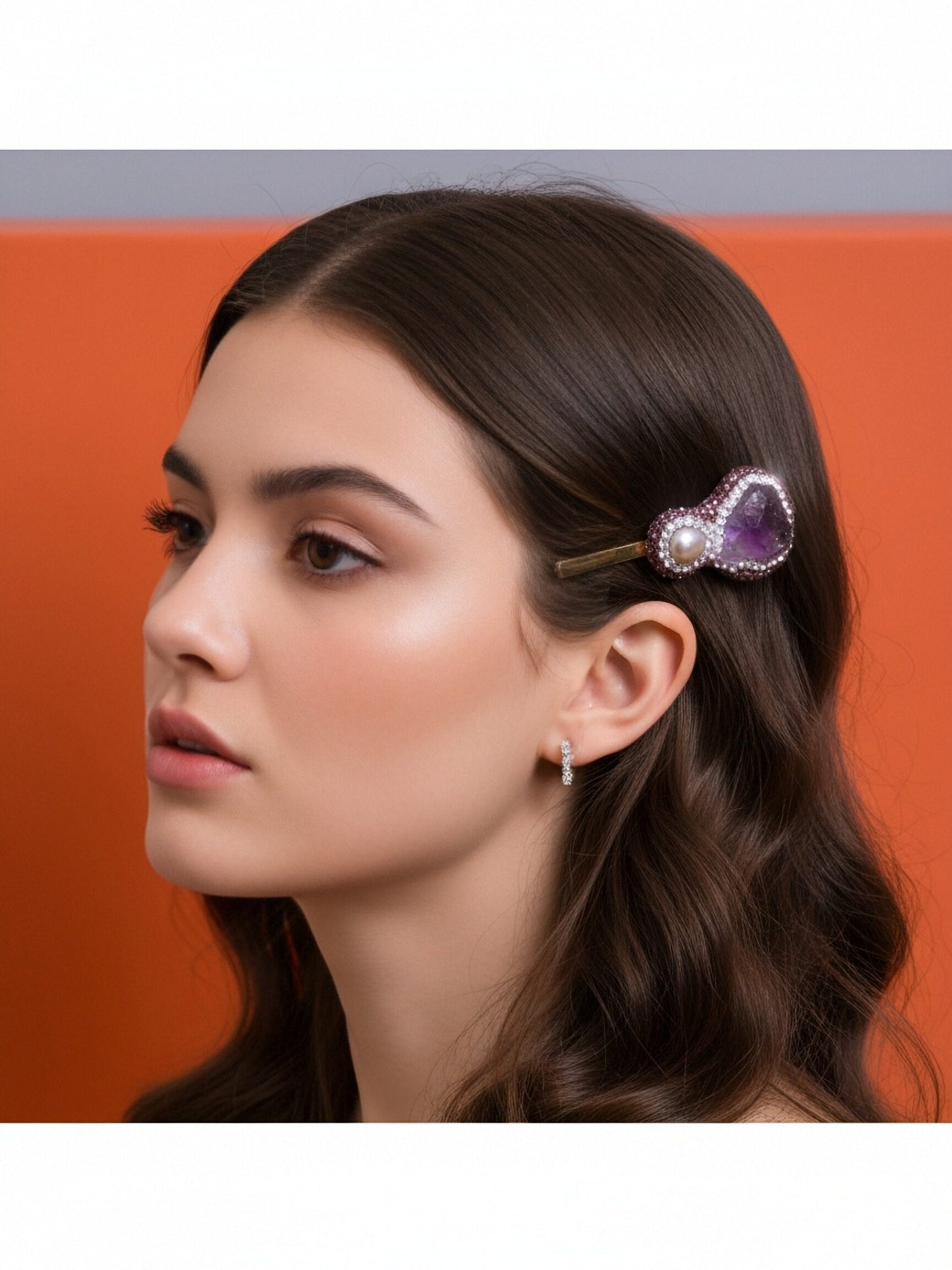 Baroque pearl three-dimensional inlaid with purple crystal and zircon gold hair clip