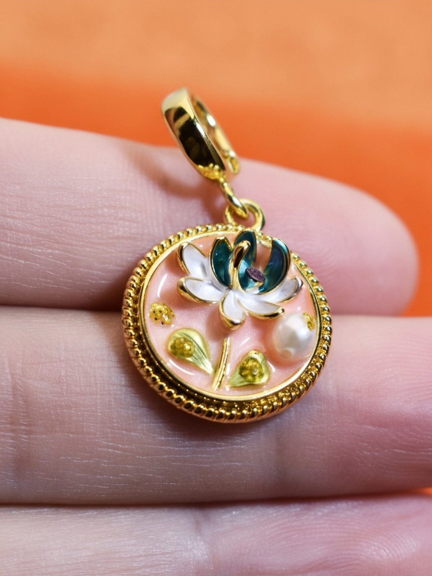 Natural pearl necklace pendant,pink round enamel craftsmanship, three-dimensional tulip flower shaped pendant