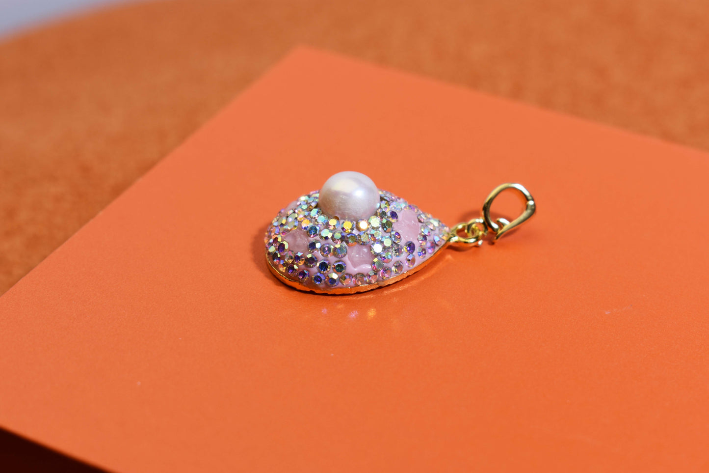 Natural pearl necklace pendant, three-dimensional inlaid with colored zircon and pink tourmaline pendant