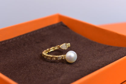 Natural pearl ring inlaid with zircon snake shaped opening adjustable ring