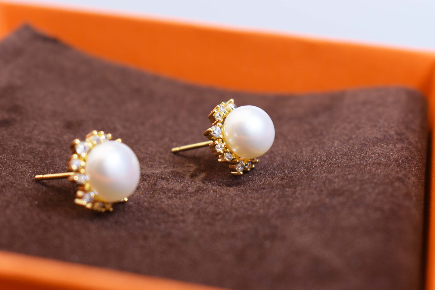 Natural pearl earrings with sunflower shaped inlay and zircon earrings
