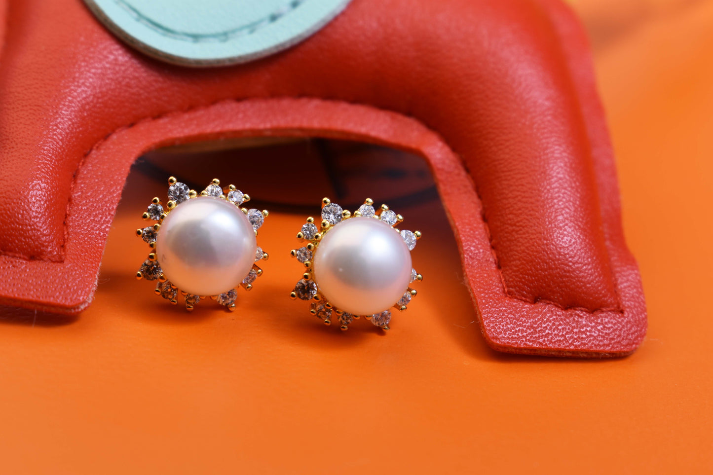 Natural pearl earrings with sunflower shaped inlay and zircon earrings