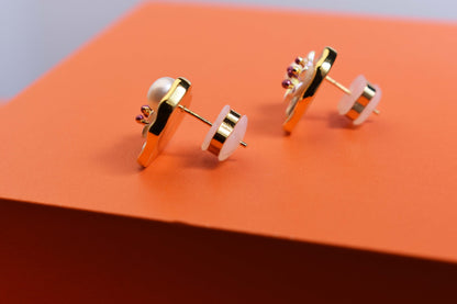 Natural pearl earrings with heart-shaped floral enamel craftsmanship earrings