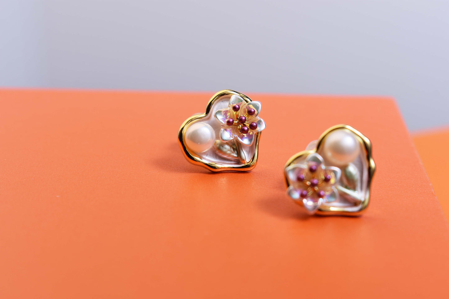 Natural pearl earrings with heart-shaped floral enamel craftsmanship earrings