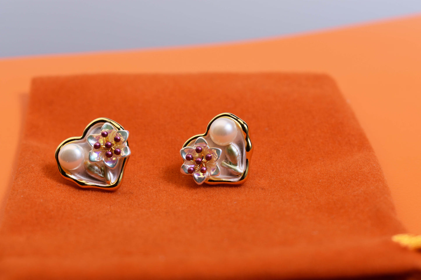 Natural pearl earrings with heart-shaped floral enamel craftsmanship earrings