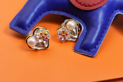Natural pearl earrings with heart-shaped floral enamel craftsmanship earrings