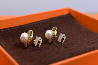 Natural pearl earrings with lucky four petal flower inlay and black abalone shell earrings