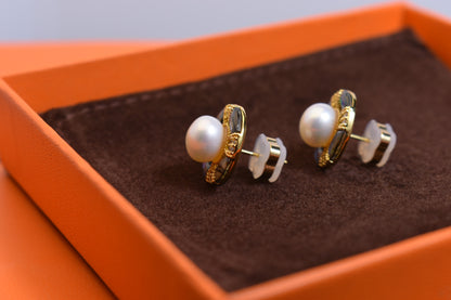 Natural pearl earrings with lucky four petal flower inlay and black abalone shell earrings