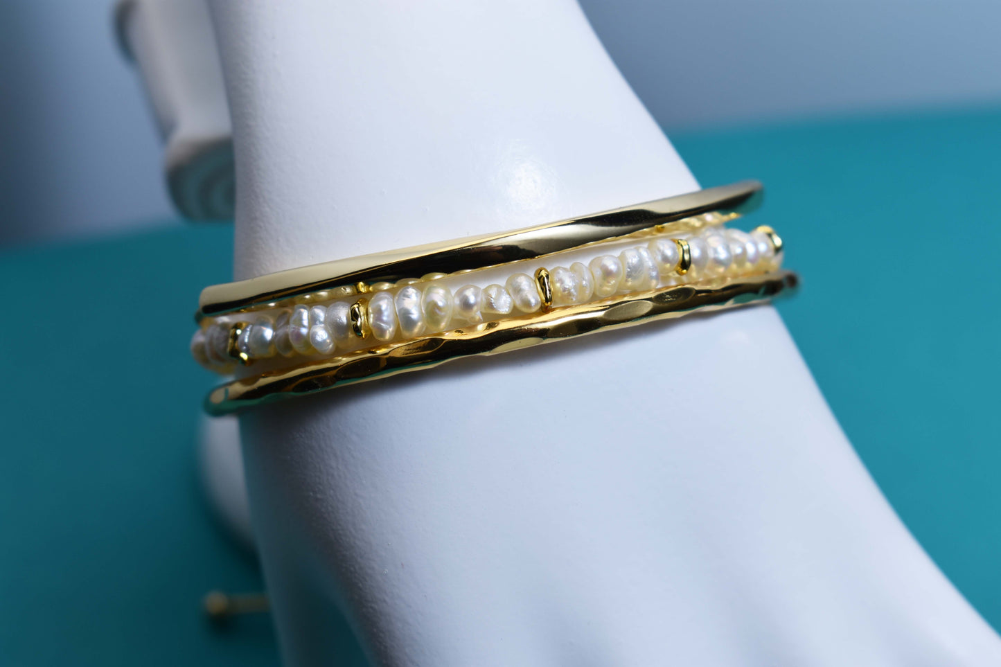 Natural Pearl Rice Bead Shaped Three Set  Smile Bracelet Gold Open Hammer Bracelet