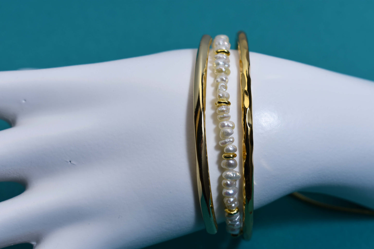 Natural Pearl Rice Bead Shaped Three Set  Smile Bracelet Gold Open Hammer Bracelet