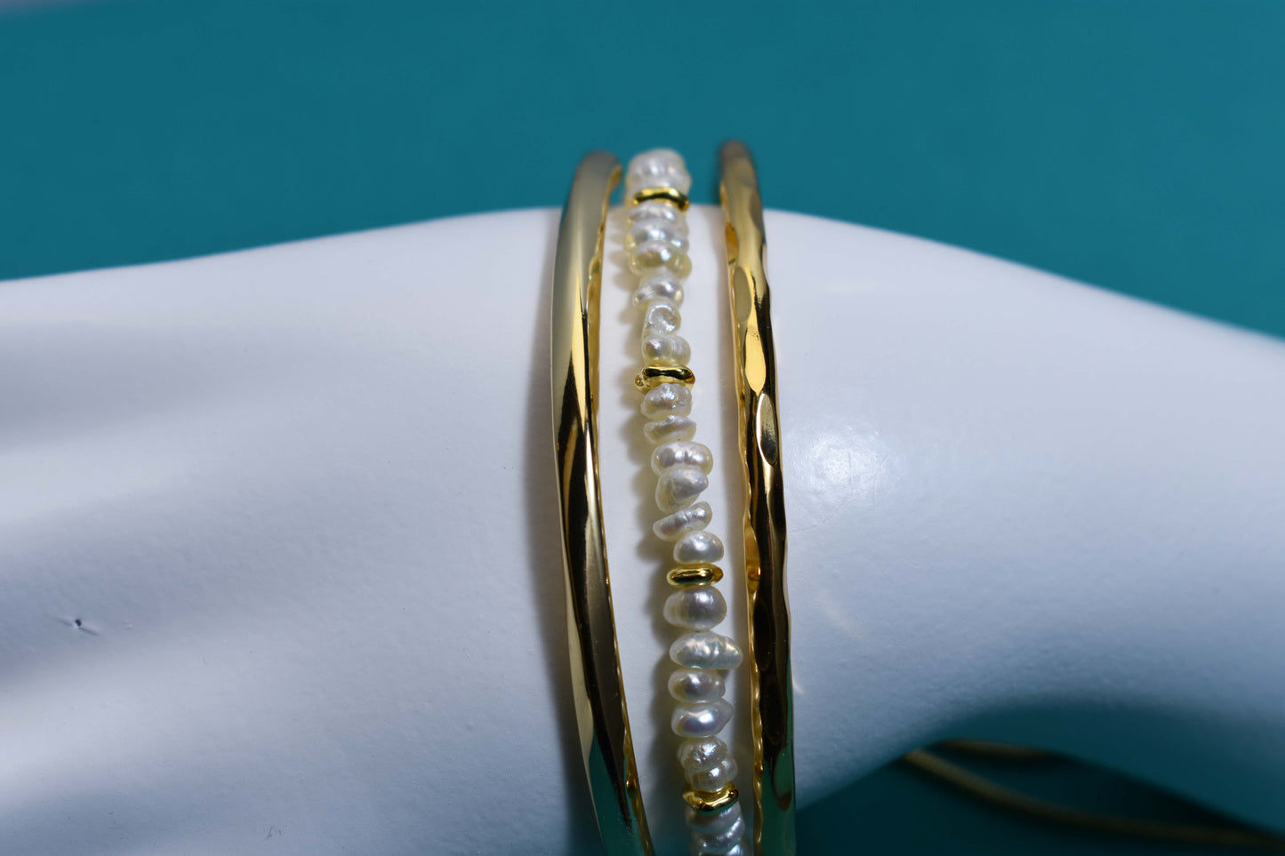 Natural Pearl Rice Bead Shaped Three Set  Smile Bracelet Gold Open Hammer Bracelet