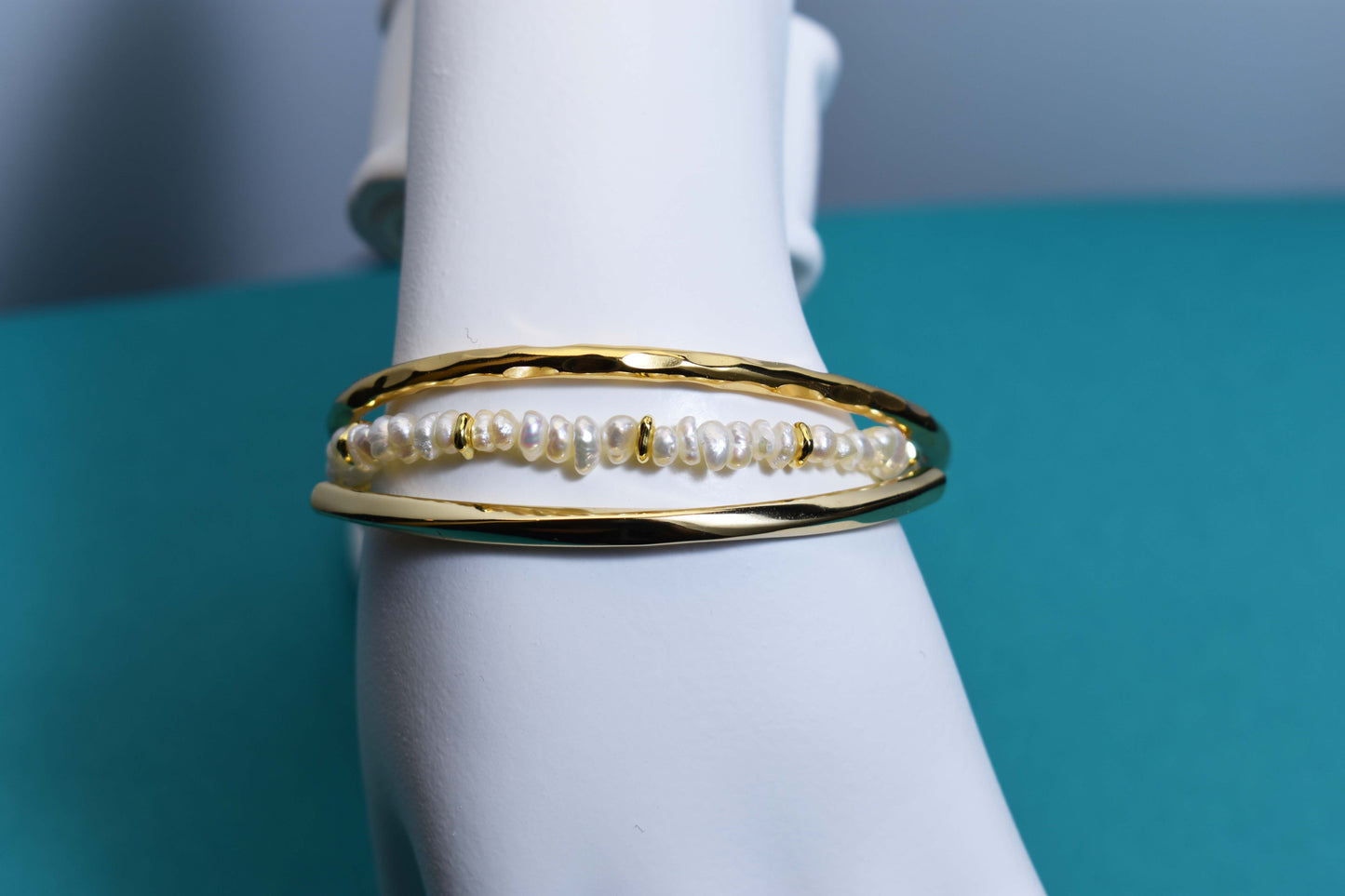 Natural Pearl Rice Bead Shaped Three Set  Smile Bracelet Gold Open Hammer Bracelet