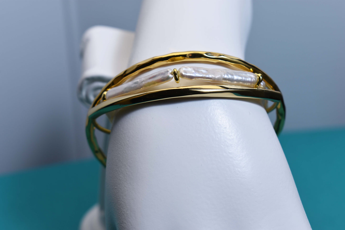 Natural pearl small silver bar design three sets  smile bracelet gold open hammer bracelet