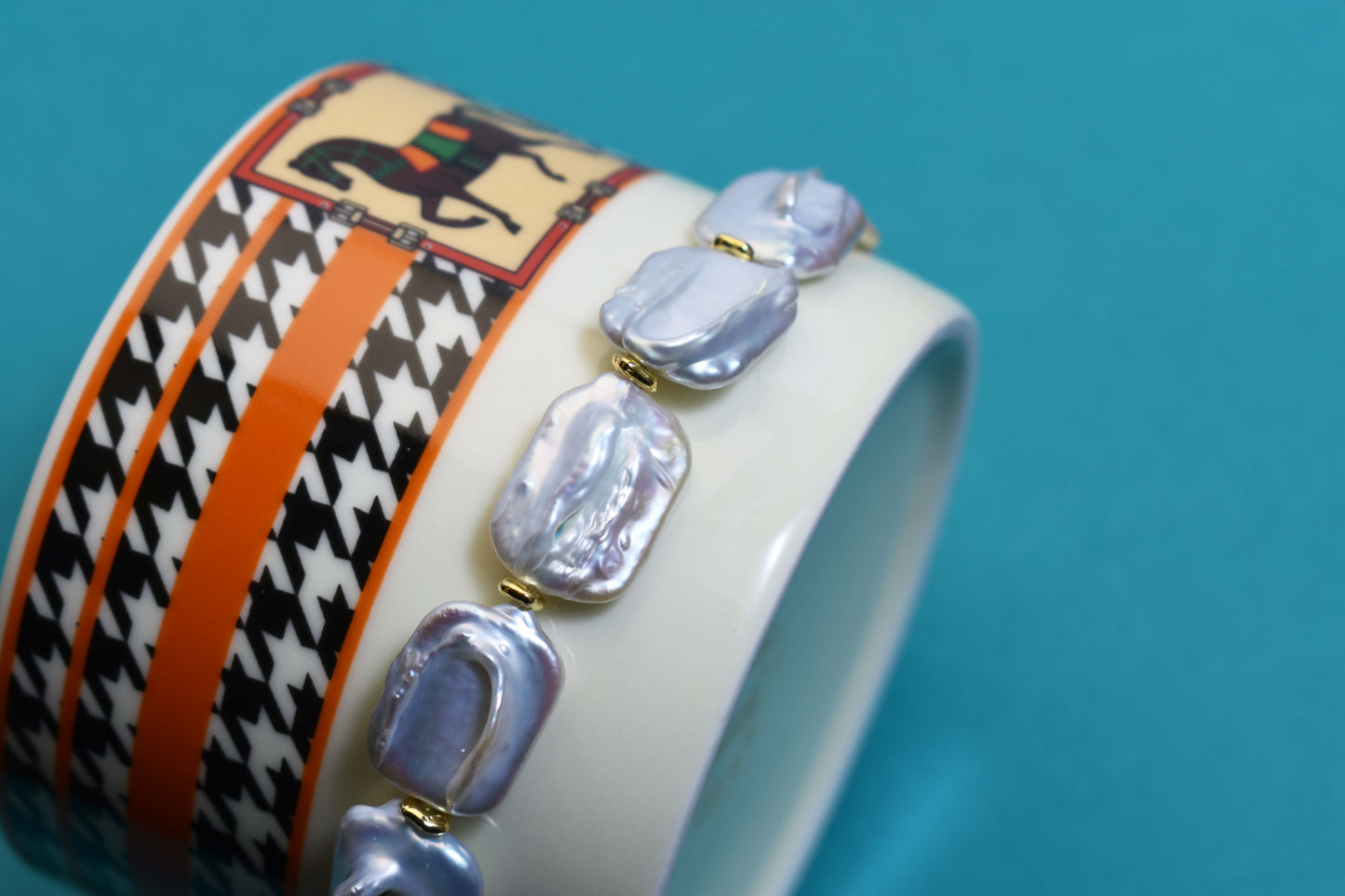 Natural Baroque Flat Pearl Bracelet Set of Three  Smile Bracelet Gold Open Hammer Bracelet