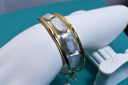 Natural Baroque Flat Pearl Bracelet Set of Three  Smile Bracelet Gold Open Hammer Bracelet