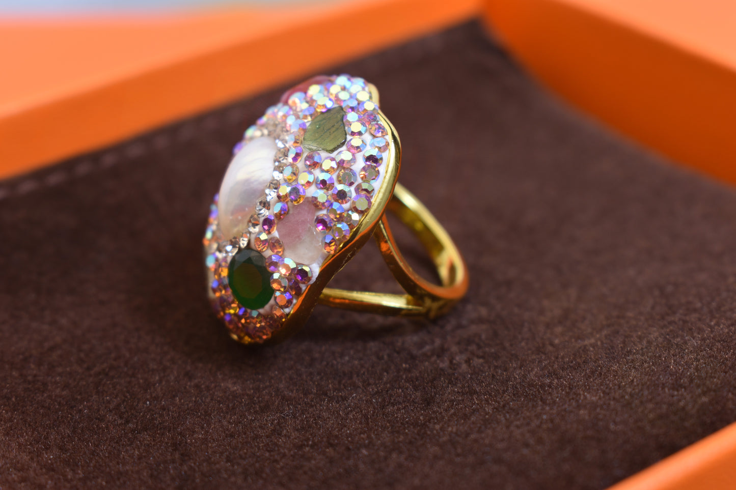 Luxurious shiny natural pearl ring with three-dimensional dense inlay of colored zircon gemstones, adjustable ring at the opening