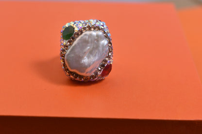 Luxurious shiny natural pearl ring with three-dimensional dense inlay of colored zircon gemstones, adjustable ring at the opening