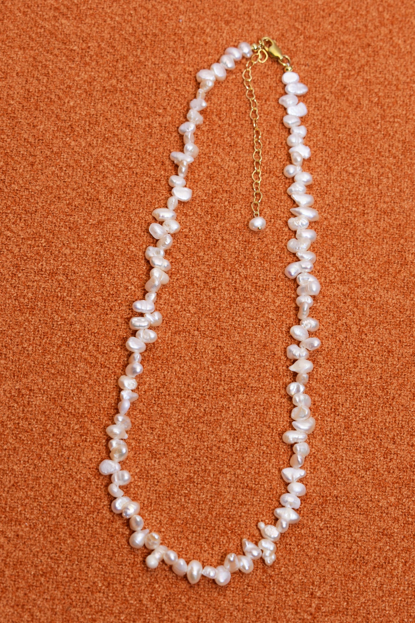 Natural pearl necklace with side perforations, small flat pearl strap, extended chain length adjustable necklace