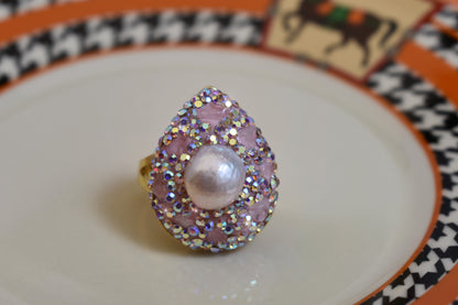 Luxurious Sparkling S Water Drop Shaped Natural Pearl Ring with Three Dimensional Dense Inlaid Pink Crystal Zircon Opening Adjustable Ring