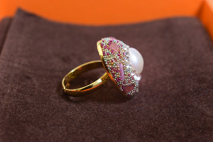 Luxurious shiny natural pearl ring with three-dimensional dense inlaid colorful beads, adjustable ring at the opening