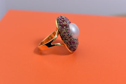 Luxurious shiny natural pearl ring with three-dimensional dense inlaid colorful beads, adjustable ring at the opening