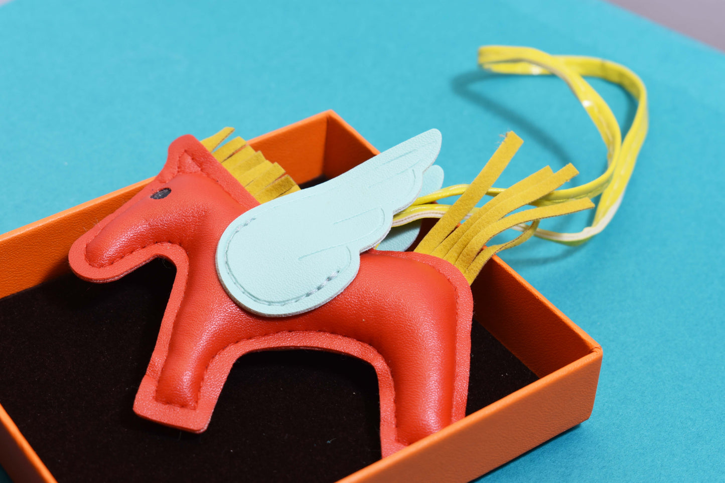 Little Pegasus bag pendant, woven rope double-layer chain nylon rope, pony tassel pearl keychain