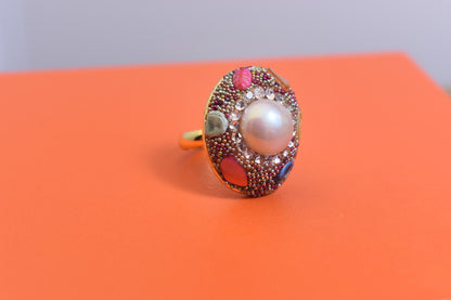 Luxurious shiny natural pearl ring with three-dimensional dense inlaid colorful beads, adjustable ring at the opening
