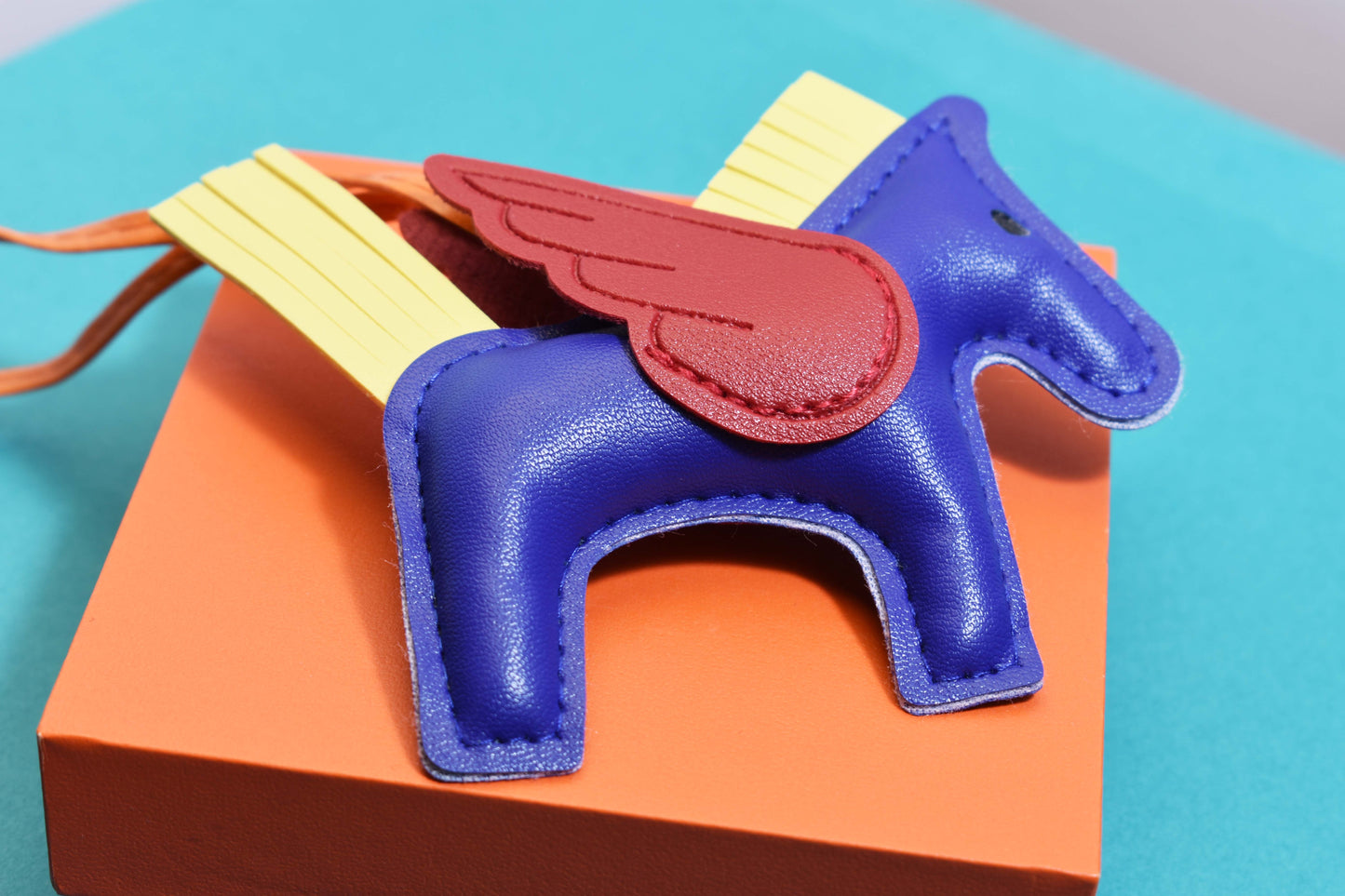 Little Pegasus bag pendant, woven rope double-layer chain nylon rope, pony tassel pearl keychain