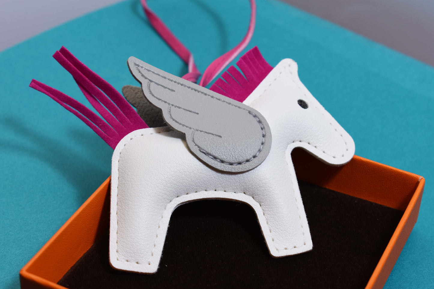 Little Pegasus bag pendant, woven rope double-layer chain nylon rope, pony tassel pearl keychain