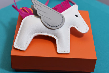 Little Pegasus bag pendant, woven rope double-layer chain nylon rope, pony tassel pearl keychain