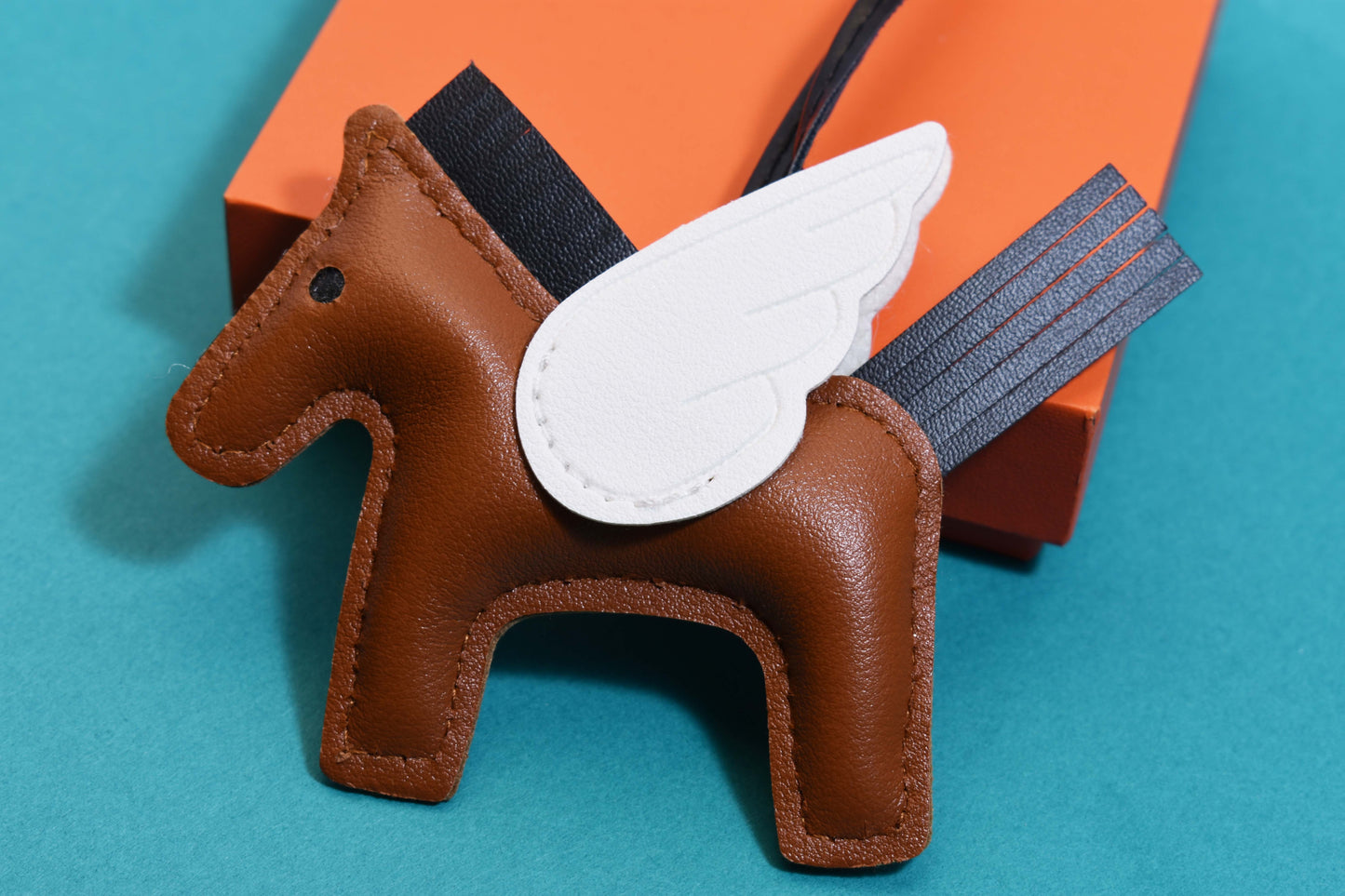 Little Pegasus bag pendant, woven rope double-layer chain nylon rope, pony tassel pearl keychain