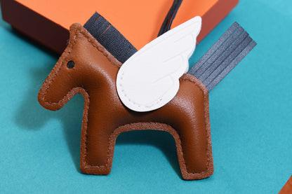 Little Pegasus bag pendant, woven rope double-layer chain nylon rope, pony tassel pearl keychain