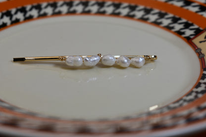Three sets of natural pearl gold hair clips