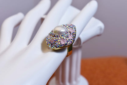 Luxurious Sparkling S Water Drop Shaped Natural Pearl Ring with Three Dimensional Dense Inlaid Pink Crystal Zircon Opening Adjustable Ring