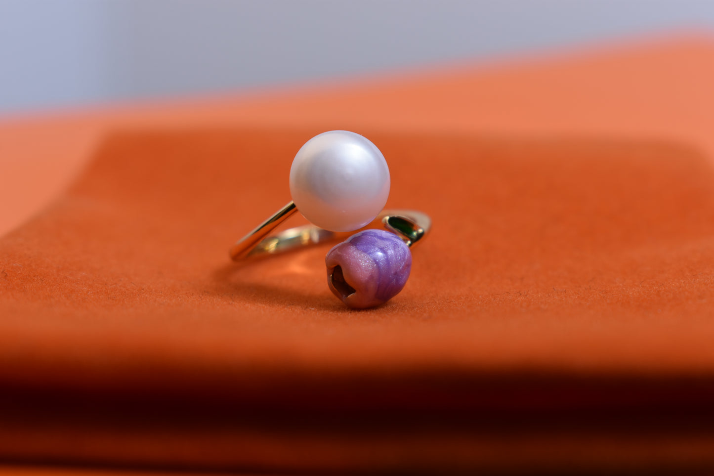 Pearl ring with pink purple enamel craftsmanship, flower bud shaped opening adjustable ring