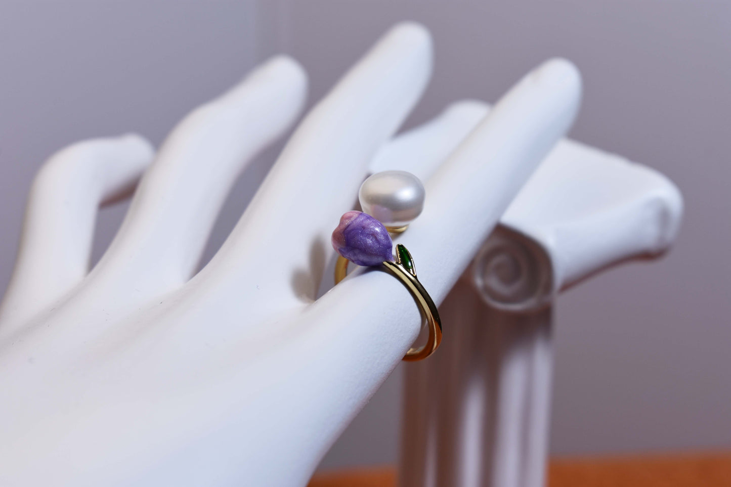 Pearl ring with pink purple enamel craftsmanship, flower bud shaped opening adjustable ring