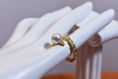 Natural pearl ring inlaid with zircon snake shaped opening adjustable ring