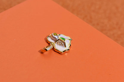 Natural pearl necklace pendant, light pink purple heart-shaped enamel craftsmanship, three-dimensional rose shaped pendant