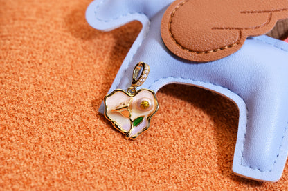 Natural pearl necklace pendant, light pink purple heart-shaped enamel craftsmanship, three-dimensional rose shaped pendant