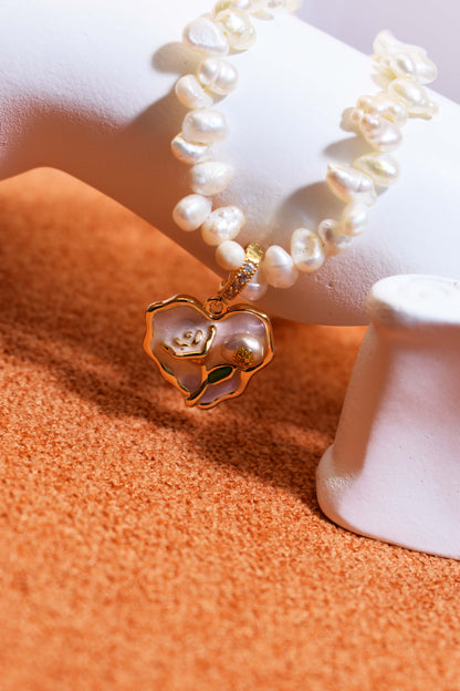 Natural pearl necklace pendant, light pink purple heart-shaped enamel craftsmanship, three-dimensional rose shaped pendant