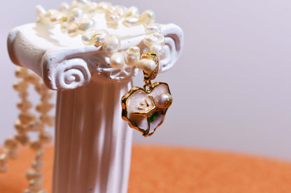 Natural pearl necklace pendant, light pink purple heart-shaped enamel craftsmanship, three-dimensional rose shaped pendant