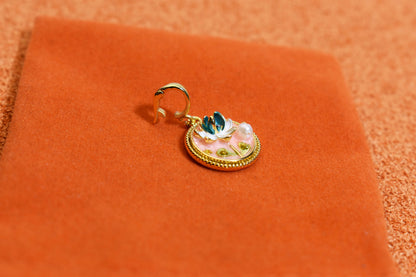 Natural pearl necklace pendant,pink round enamel craftsmanship, three-dimensional tulip flower shaped pendant