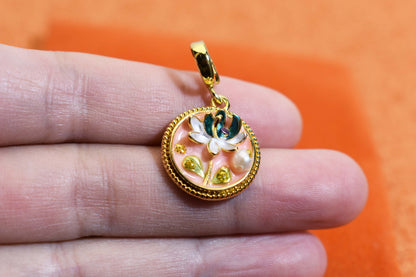 Natural pearl necklace pendant,pink round enamel craftsmanship, three-dimensional tulip flower shaped pendant