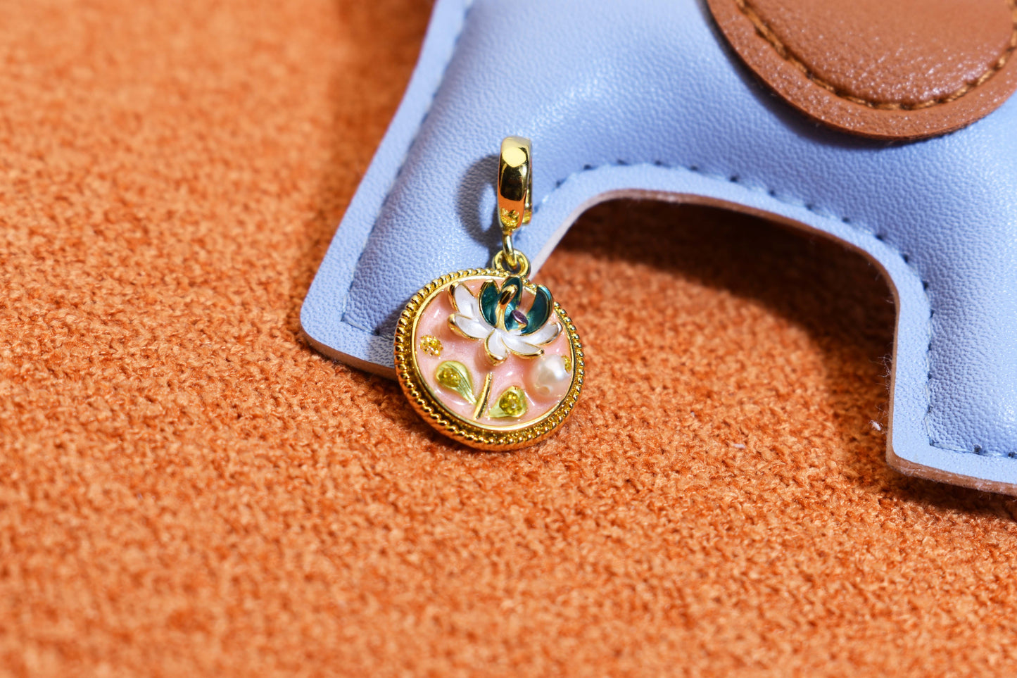 Natural pearl necklace pendant,pink round enamel craftsmanship, three-dimensional tulip flower shaped pendant