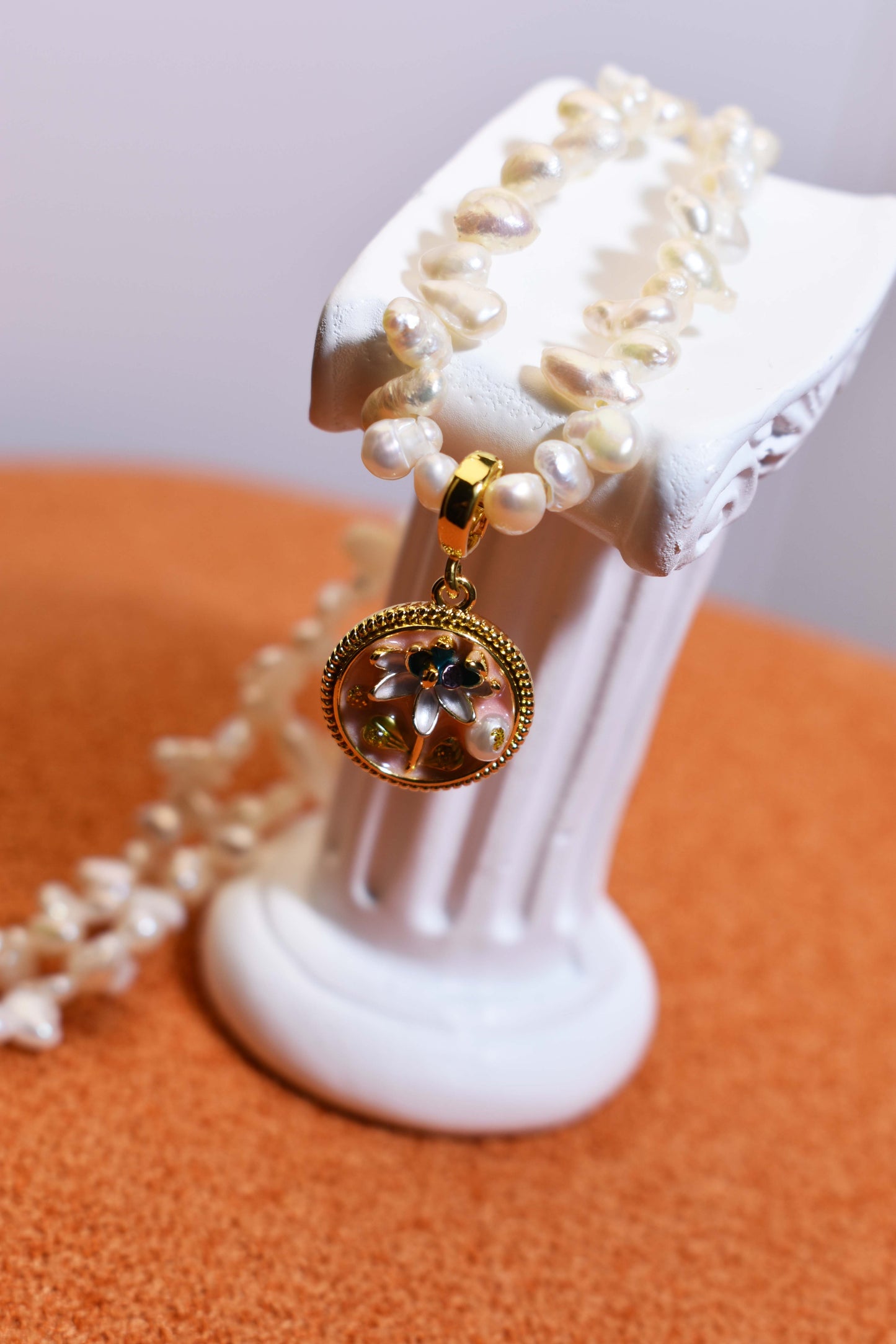 Natural pearl necklace pendant,pink round enamel craftsmanship, three-dimensional tulip flower shaped pendant